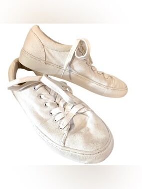 J Crew Factory Road Trip Sneakers Womens Size 7 White Canvas Low Top Lace Up
